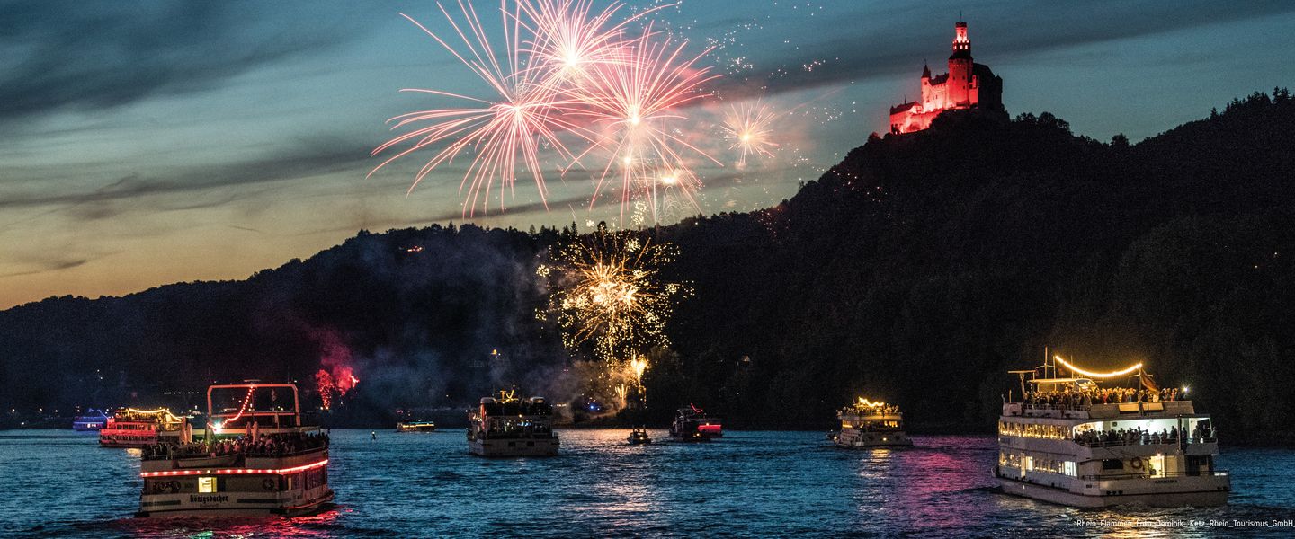 Rhein in Flammen - Deutschland / Hessen