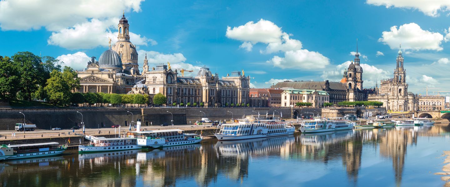 Dresden mit Semperoper - Deutschland / Sachsen