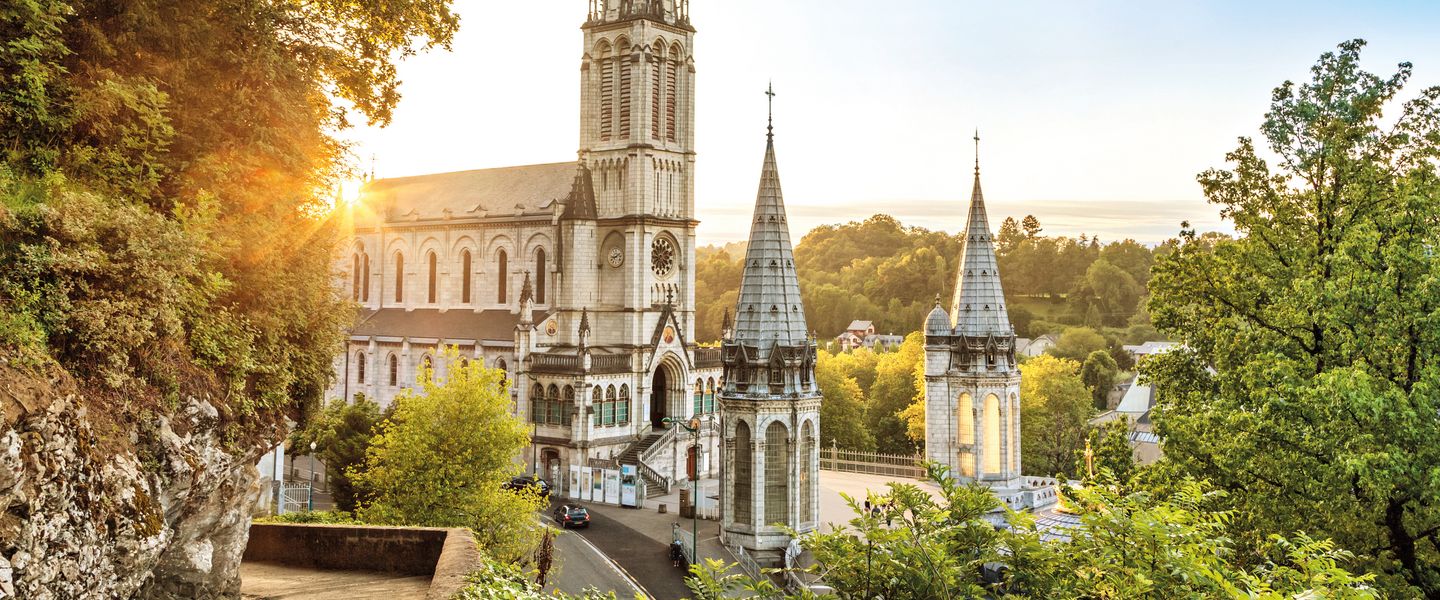 Lourdes Pilgerziel in den Pyrenäen - Frankreich / Midi-Pyrenees